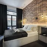 מלון Vaci Boutique Loft *