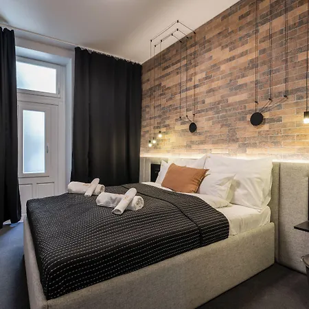 Vaci Boutique Loft Hotell *